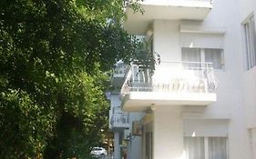 Lurd Family Hotel